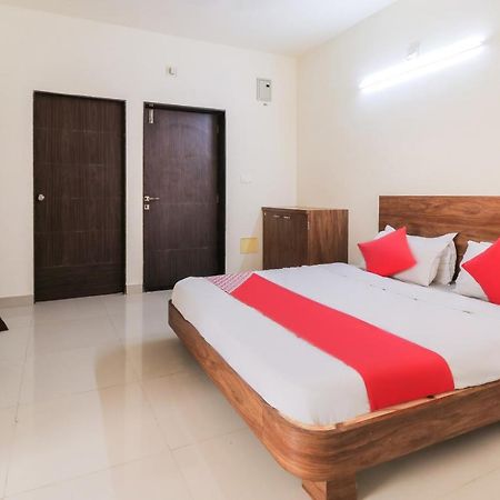 Oyo 63903 Hotel Shree Ram Villa Dwārka Zewnętrze zdjęcie